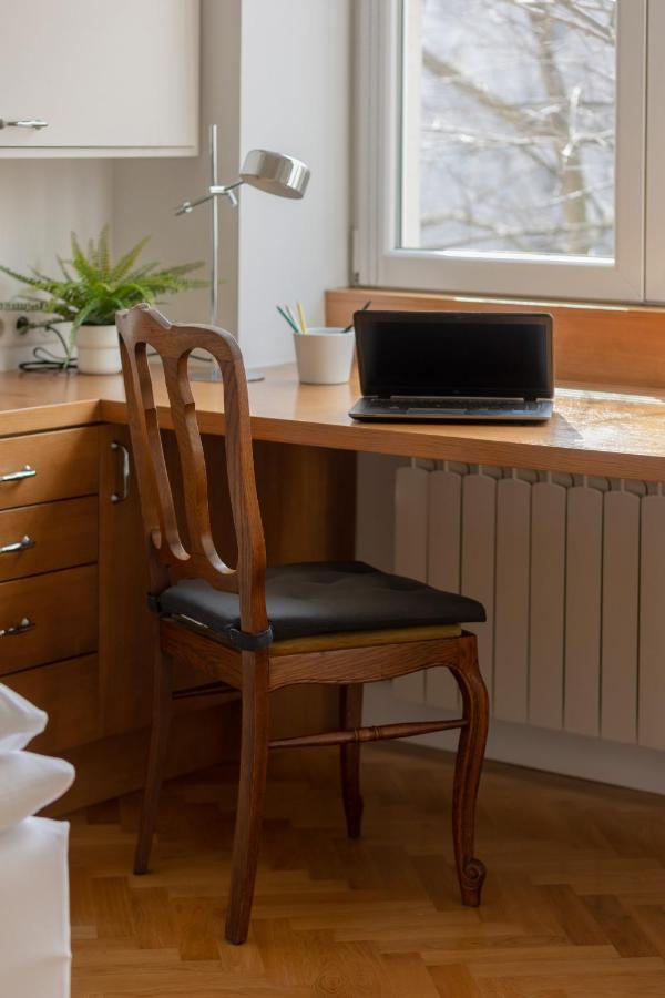 Apartment Koszykowa Sunny By Renters Warsaw